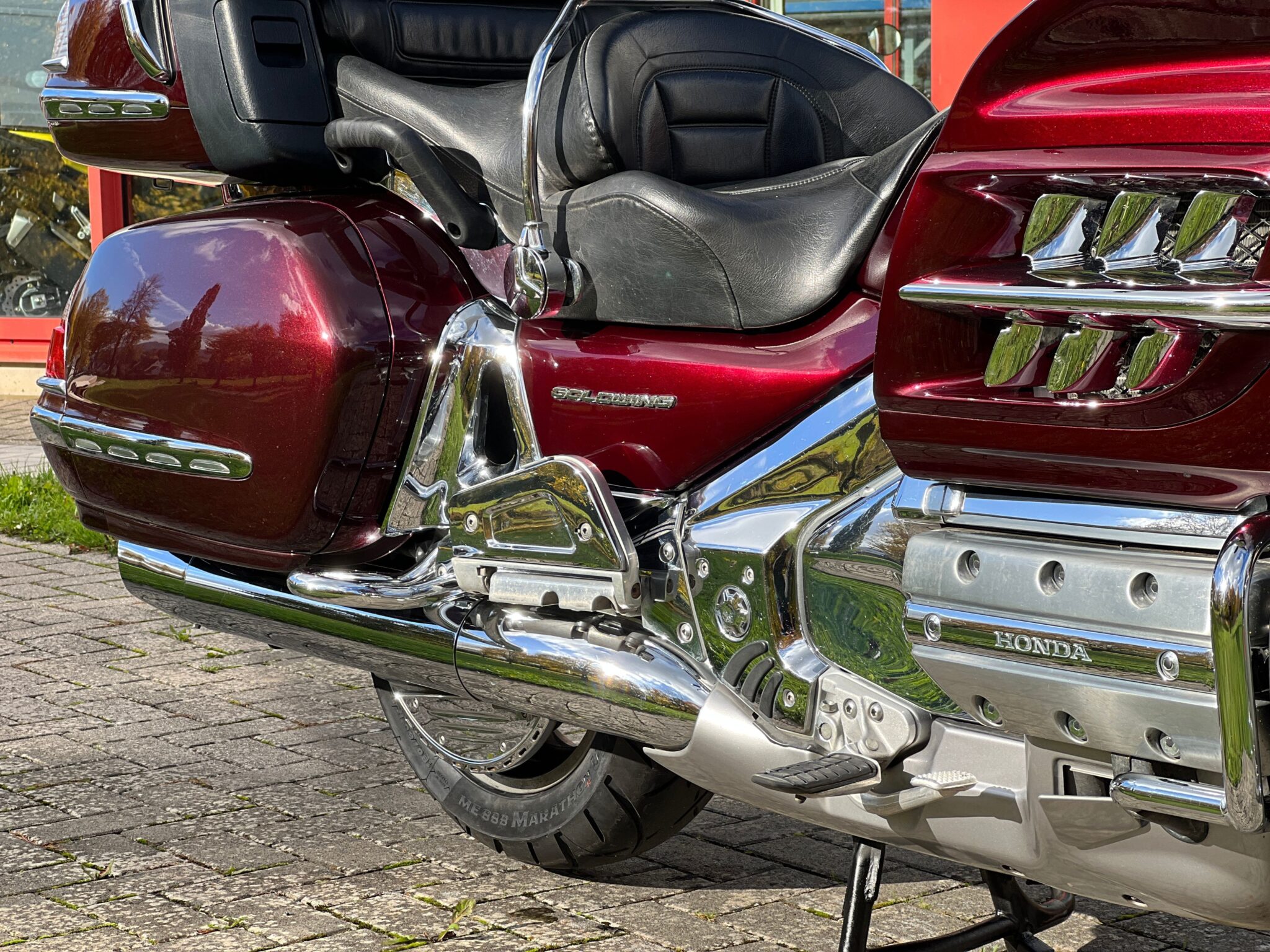 ef61fec1a701b0102baf352c5cc0d98a.jpg